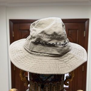 New Unisex Safari Hat:  Natural Habitat Adventures